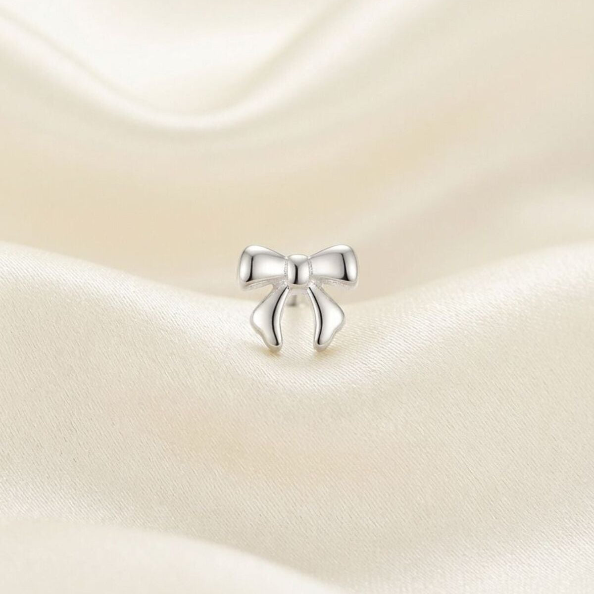 Little Bow - Piercing Helix Tragus Lob Kıkırdak