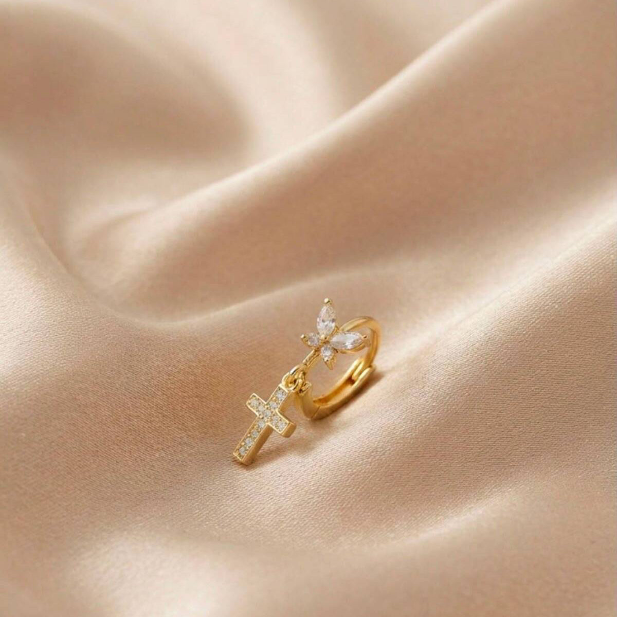 Faith Wing - Zirkon Taşlı Halka Tragus Helix Lobe Conch Rook Cerrahi Çelik Piercing