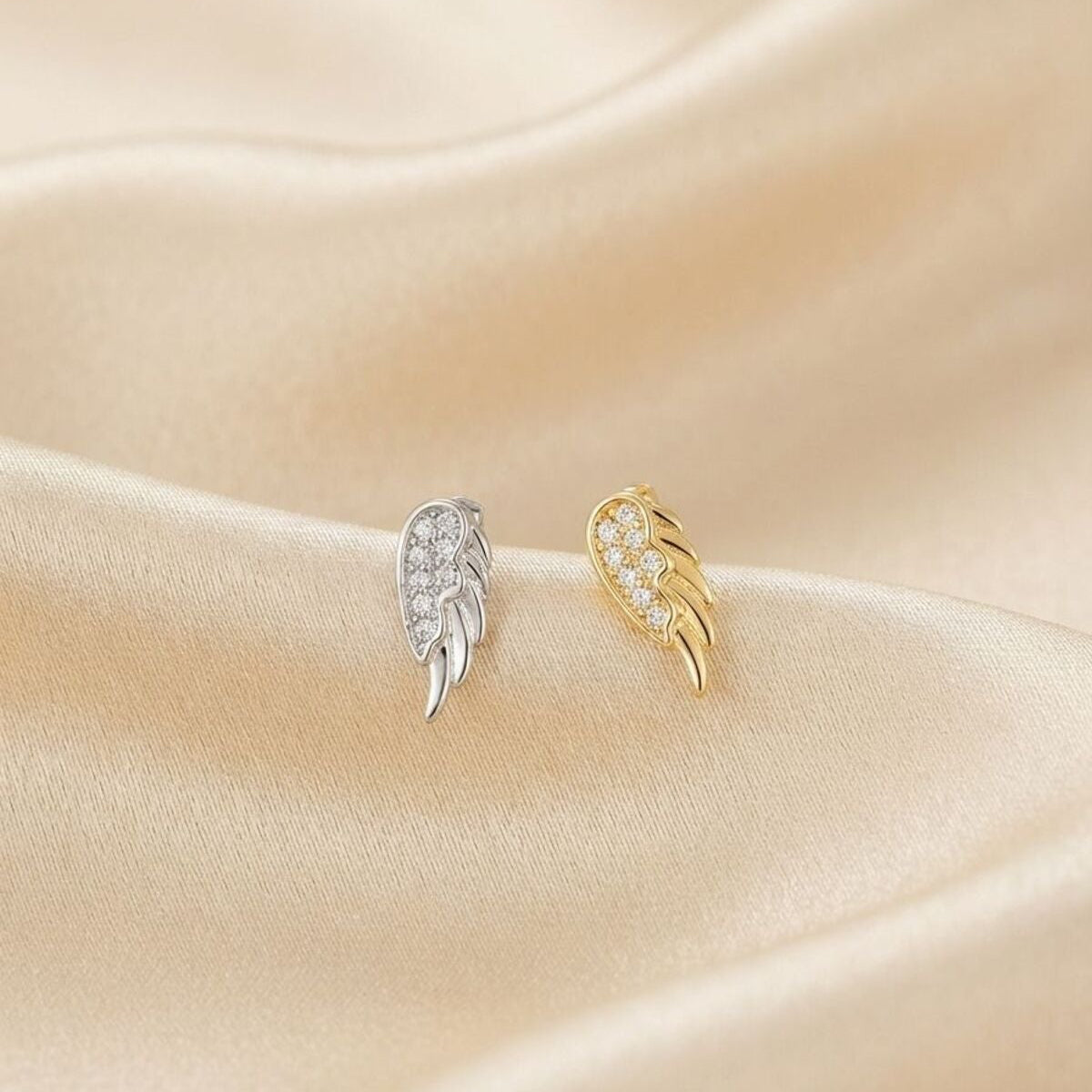 WINGS - Zirkon Taşlı Tragus Helix Lobe Conch Rook Cerrahi Çelik Piercing ARKASI TOPLU
