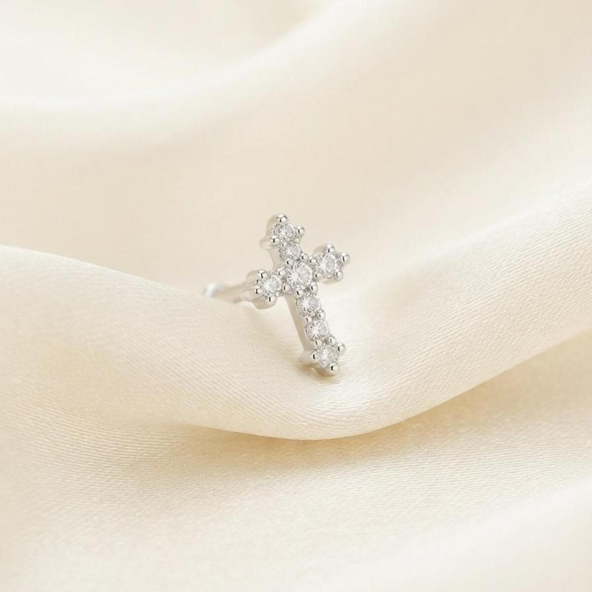 Faith - Piercing Helix Tragus Lob Kıkırdak